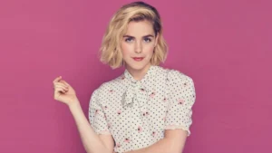 Kiernan-Shipka-The-Modern-Day-Witch-with-a-Vintage-Twist